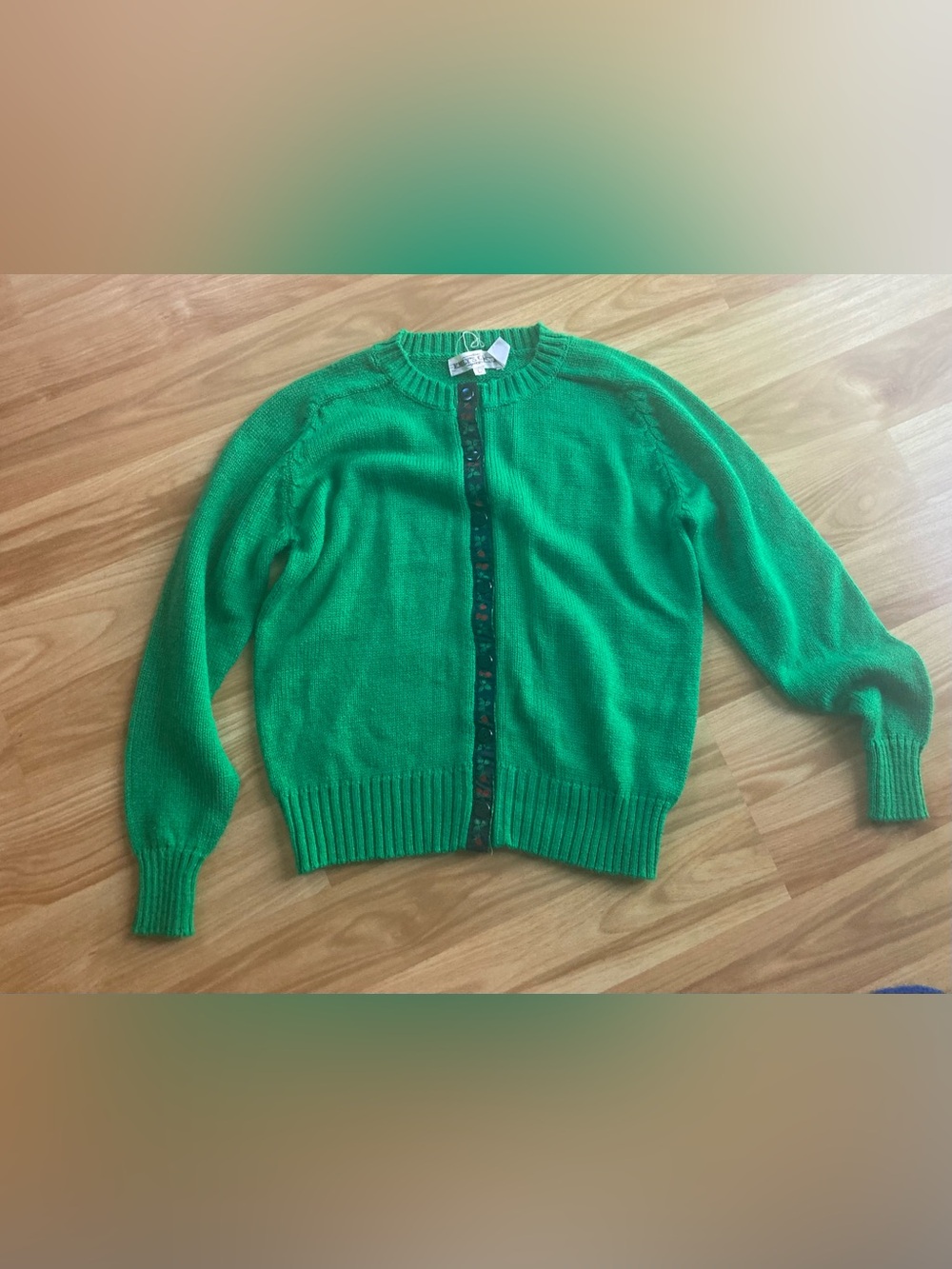Vintage Emily’s Closet bright green cardigan w strawberry trim Size L